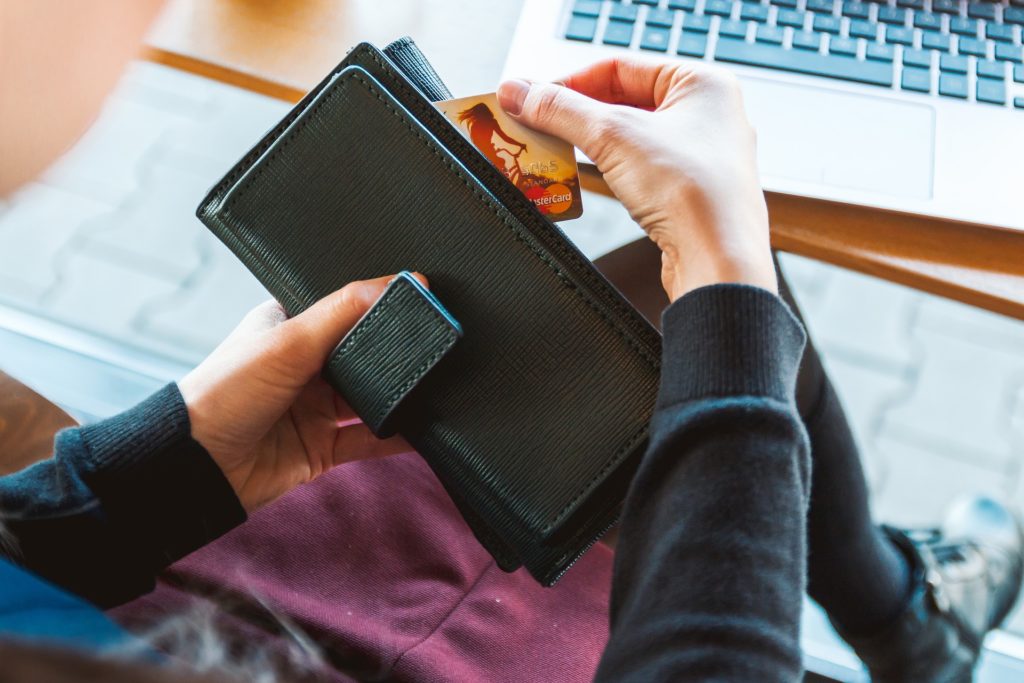 4 Refreshing Ways to Update Your Shopify Site & Gain Repeat Customers