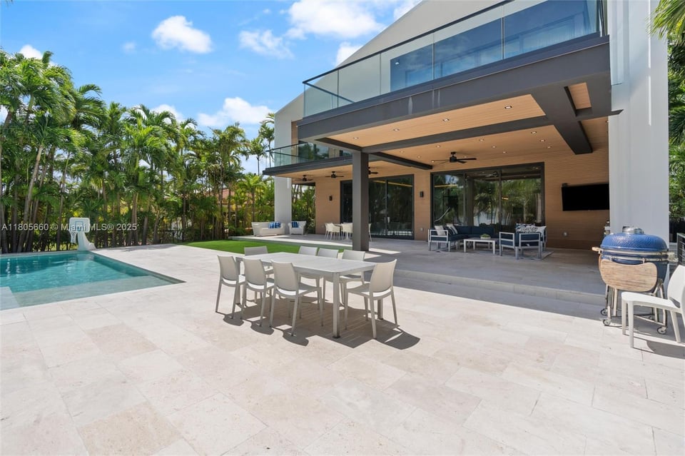 The Rise of New Homes in Bay Harbor Islands: Modern Luxury Meets Island Living