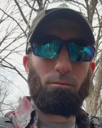 Michael E., Senior Copywriter