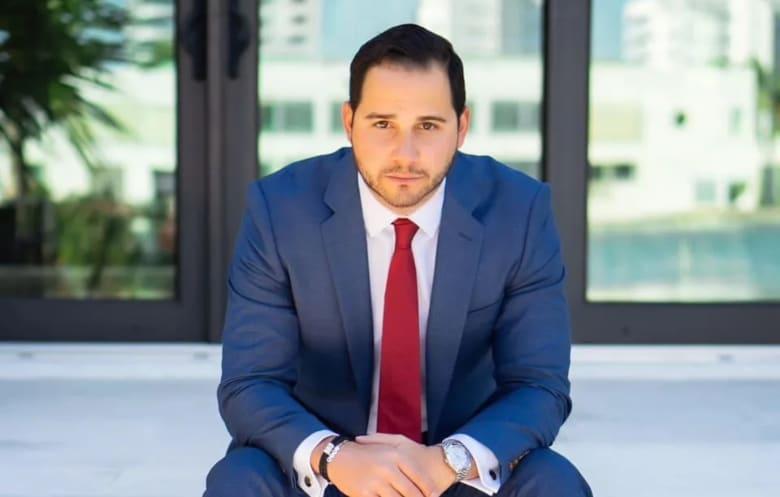 Your Trusted Advisor: Why Partner with Jonathan Bigelman & Sotheby's International Realty Florida