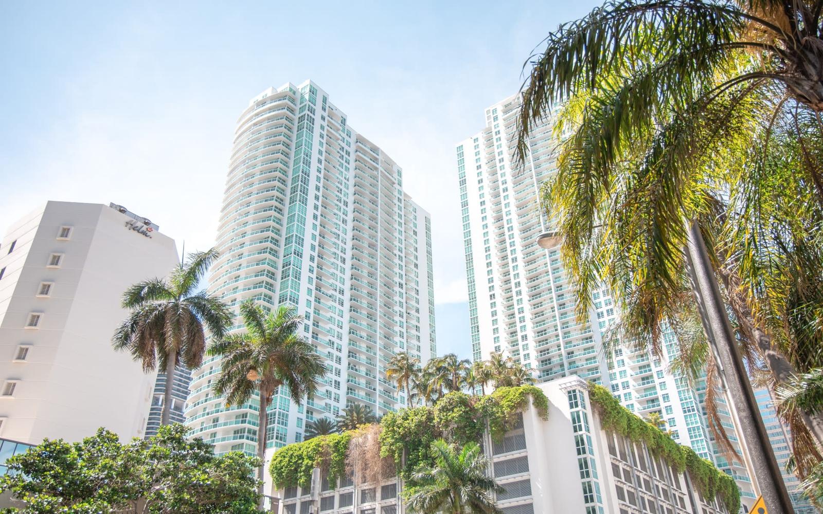 Bal Harbour: Luxury Living and New Housing Opportunities